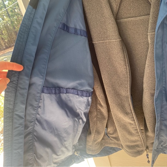 L.L. Bean Men’s blue and gray 3 in 1 jacket/coat. Medium. - Picture 4 of 14